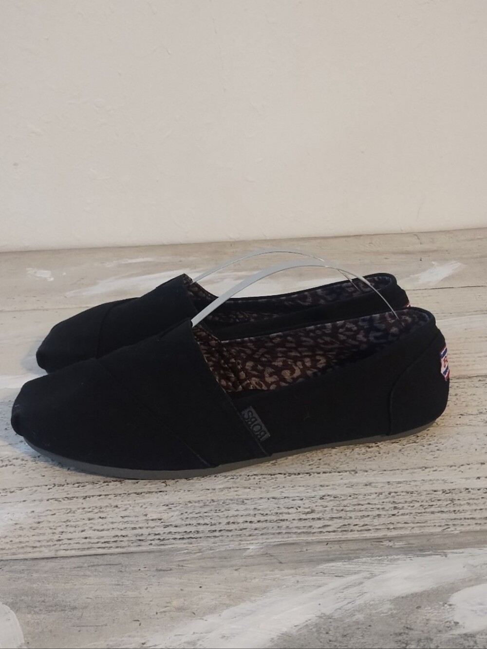 Skechers Bobs Plush Peace & Love Black Womens Wide Memory Foam Flats Shoes